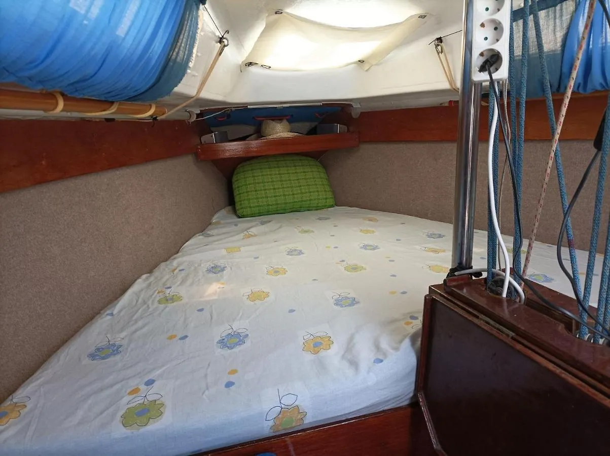 Botel Lanza Boat Hotel Arrecife